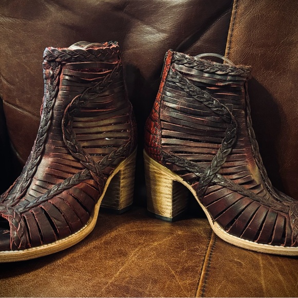 Freebird Bela Sandals Size 7 - Picture 3 of 5